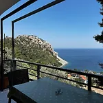 Welcome To The Paradise Of The Aegean Μαρμαρίς